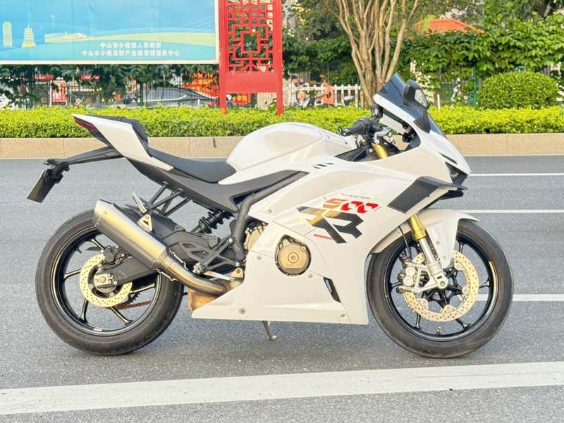 二手张雪机车500RR