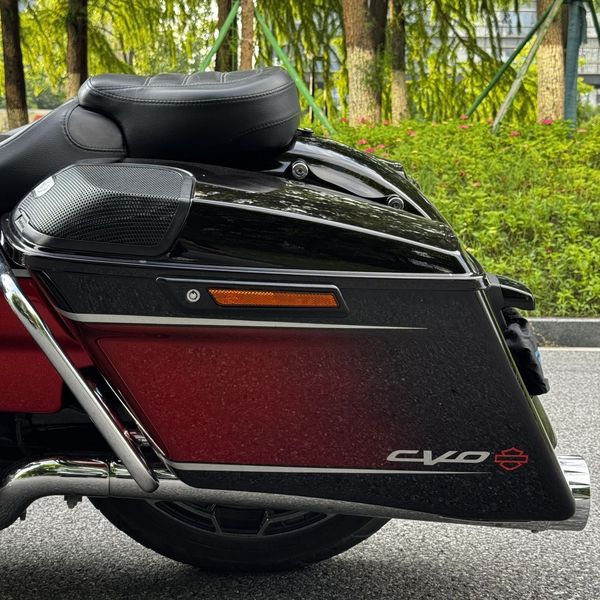 二手哈雷戴维森公路滑翔 Road Glide
