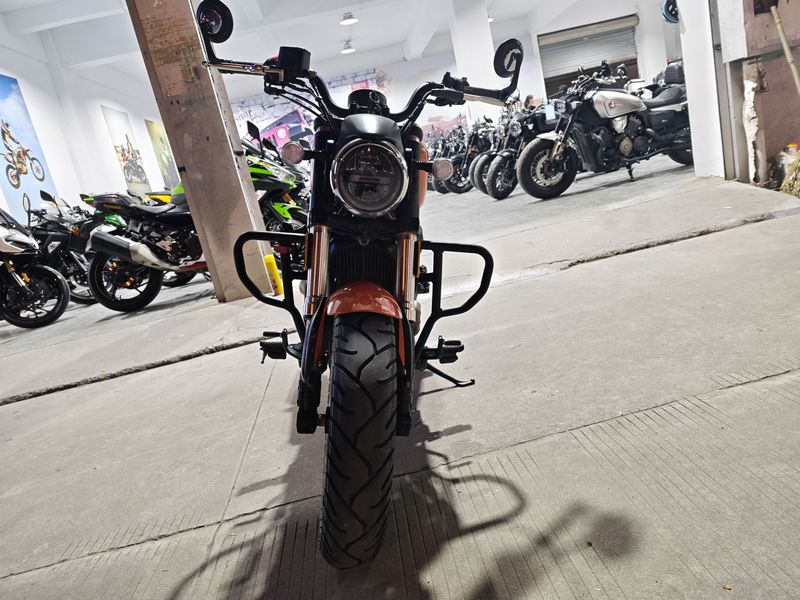 二手QJMOTOR闪300