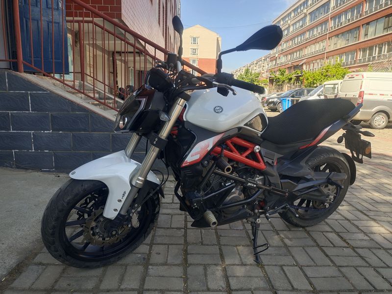 二手贝纳利蓝宝龙 BN302S