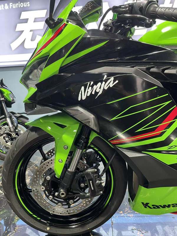 二手川崎ZX-4R
