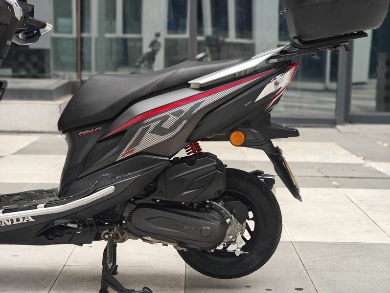 二手新大洲本田裂行 RX125Fi