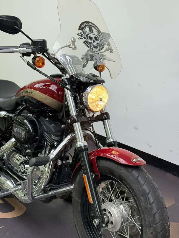 二手哈雷戴维森1200 Custom