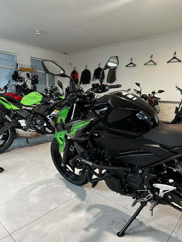 二手川崎Z400