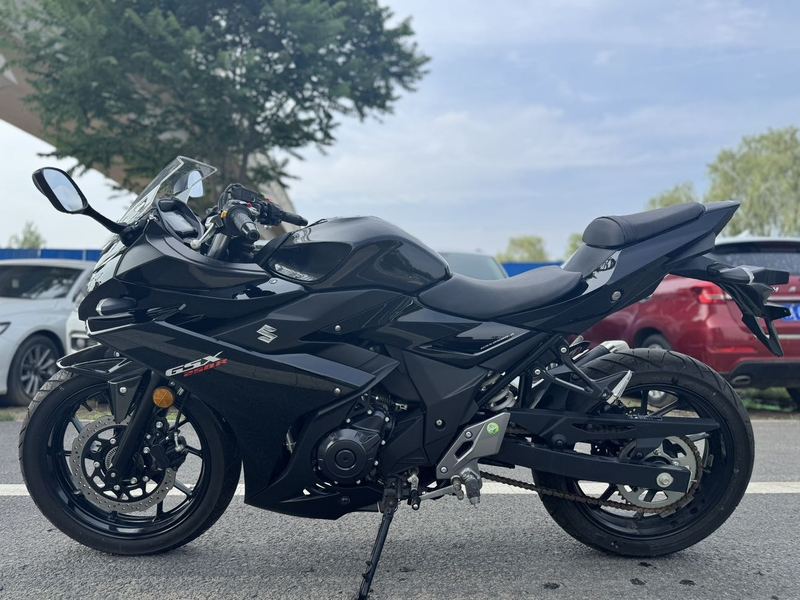 二手豪爵铃木GSX250R
