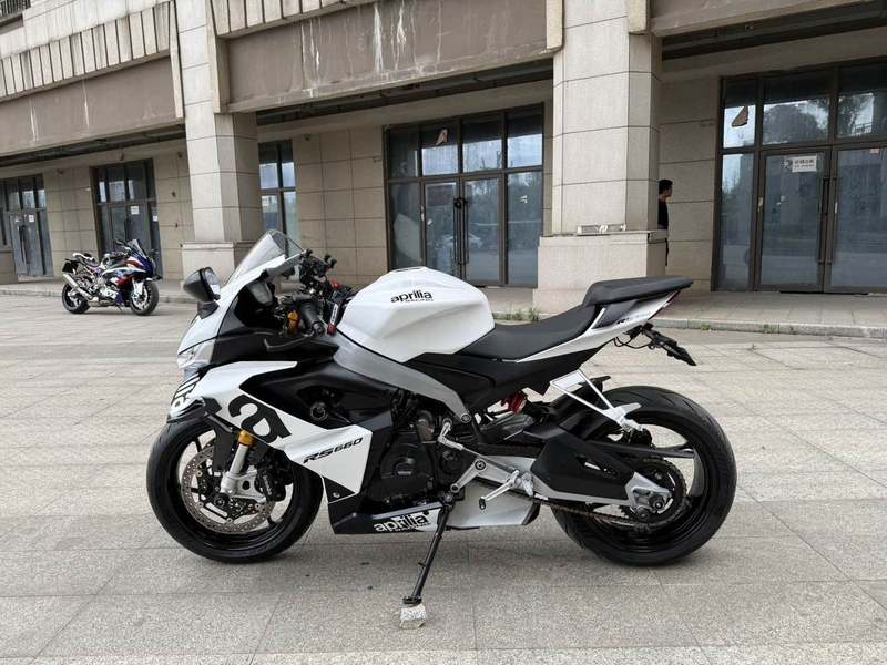 二手阿普利亚RS 660 