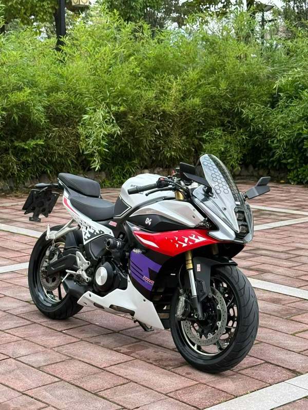 二手贝纳利龙卷风 Tornado 552R