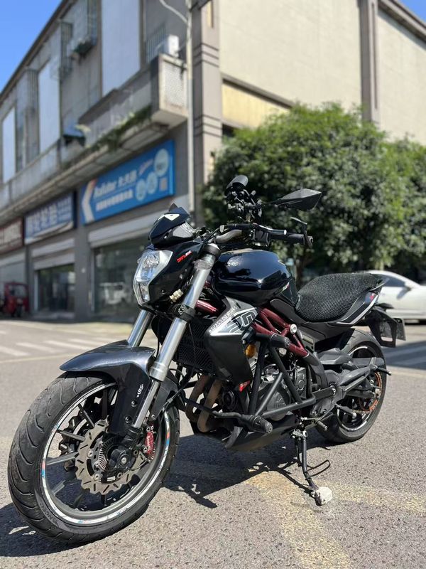 二手贝纳利蓝宝龙 BN302S