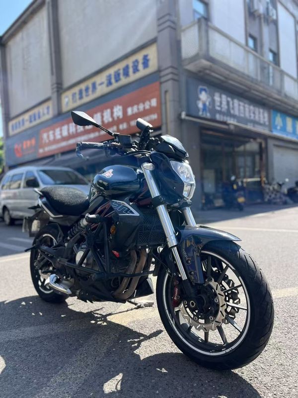 二手贝纳利蓝宝龙 BN302S