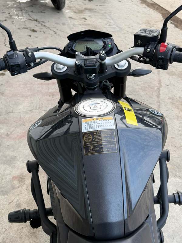 二手贝纳利红宝龙 TNT150i