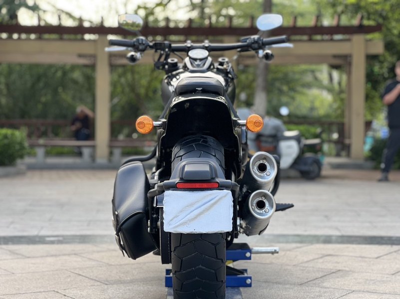 二手哈雷戴维森肥霸 Fat Bob