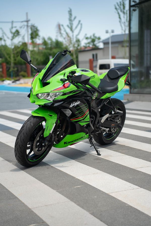 二手川崎ZX-4R
