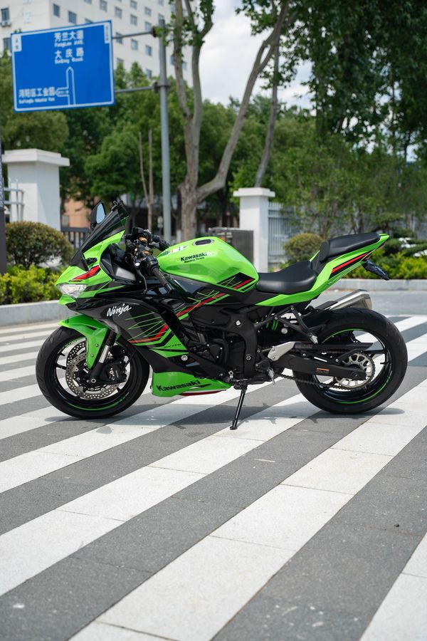 二手川崎ZX-4R