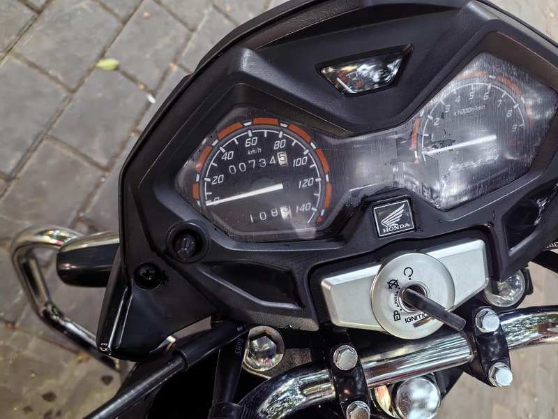 二手五羊本田CB150S雄帅