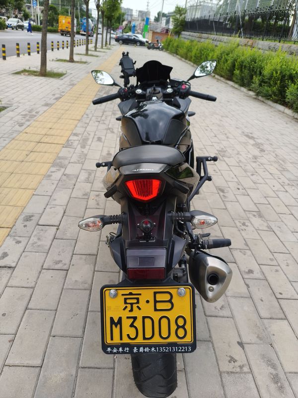二手豪爵铃木GSX250R
