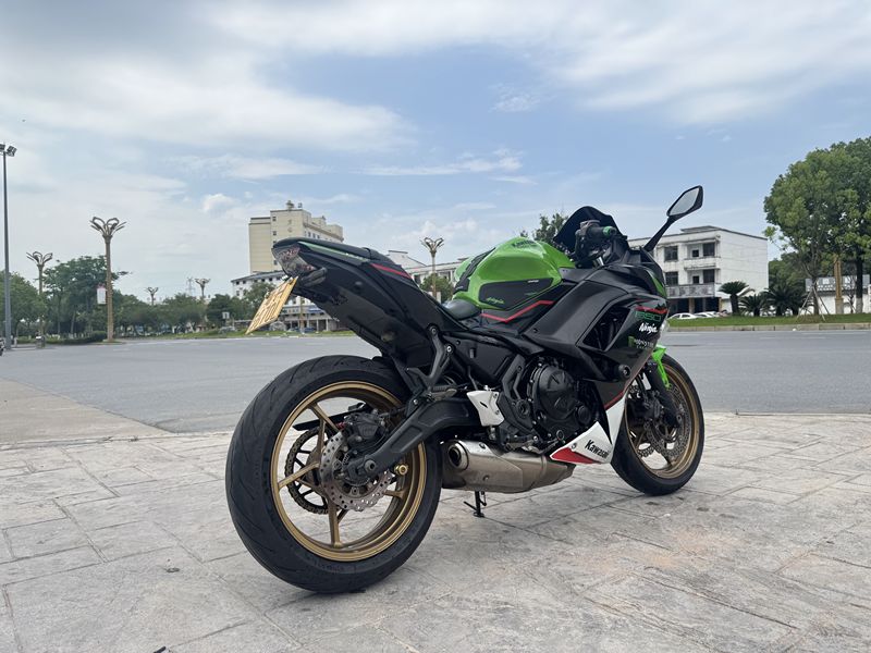 二手川崎Ninja 650 