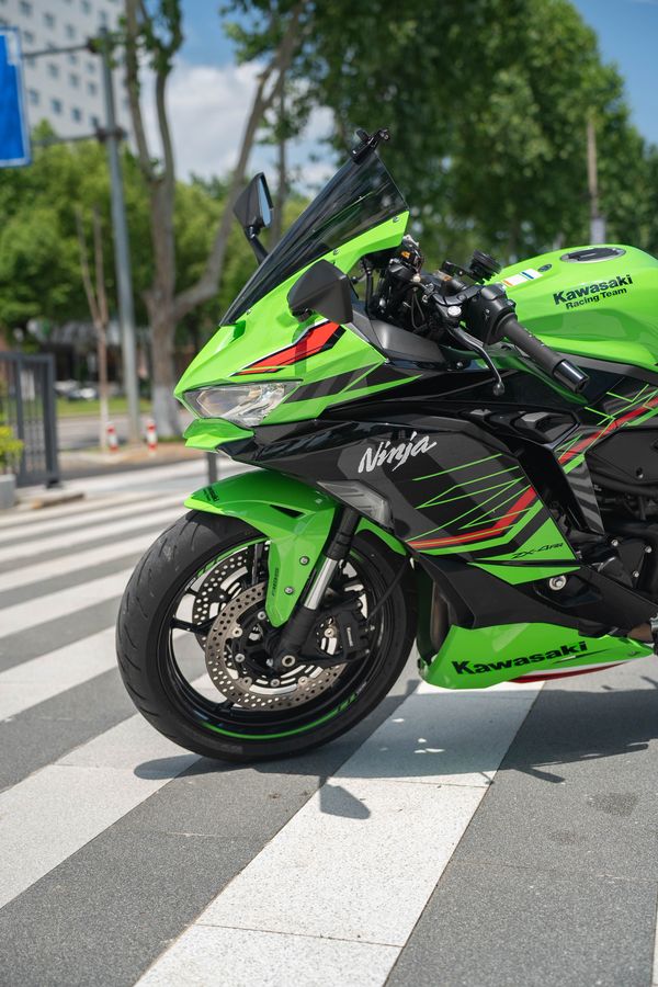 二手川崎ZX-4R