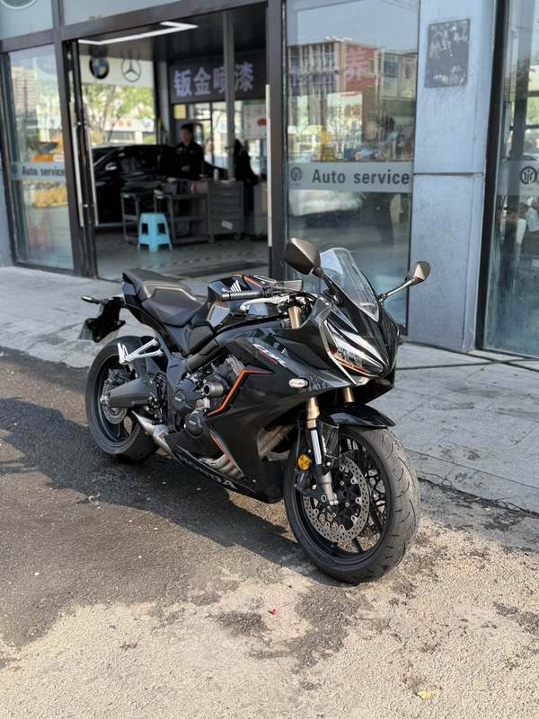 二手本田CBR650R