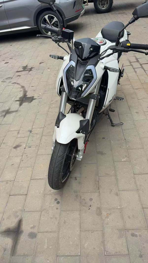 二手贝纳利小迅龙 BN150S