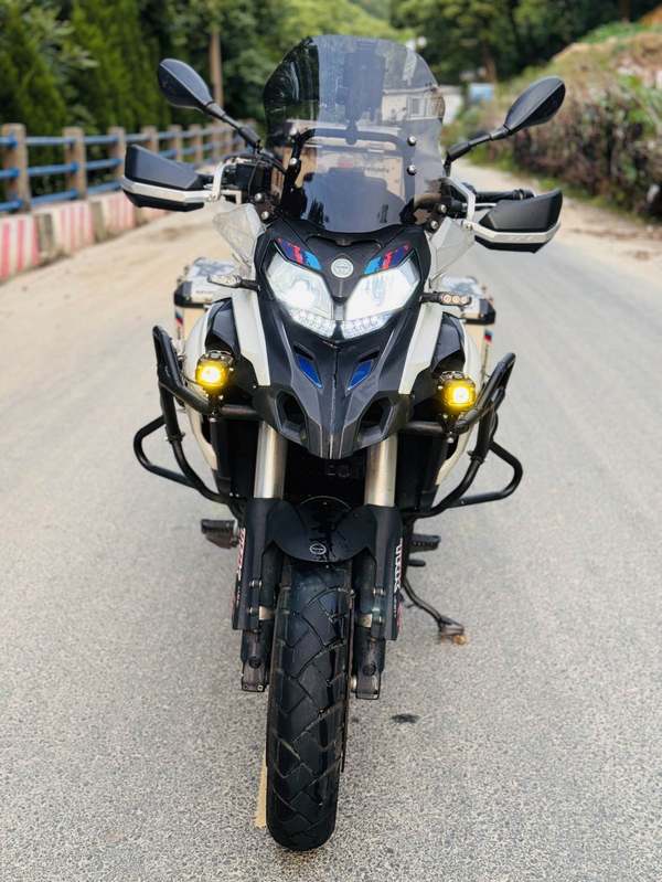 二手贝纳利金鹏 TRK502