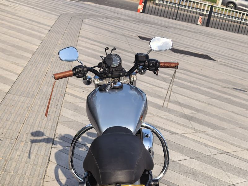 二手哈雷戴维森Iron883 硬汉