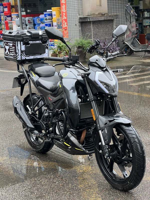 二手贝纳利小迅龙 BN150S