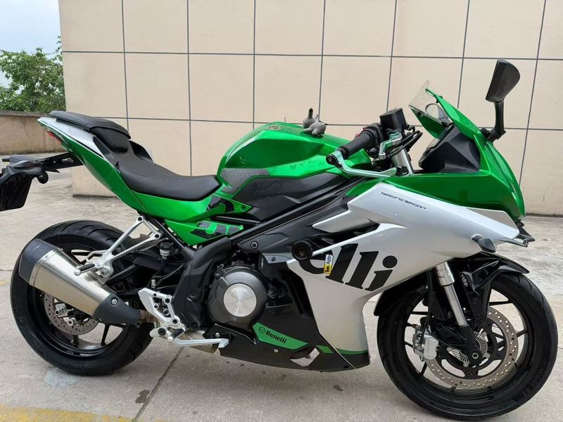 二手贝纳利龙卷风 Tornado 252R