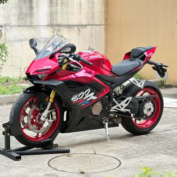 二手张雪机车500RR