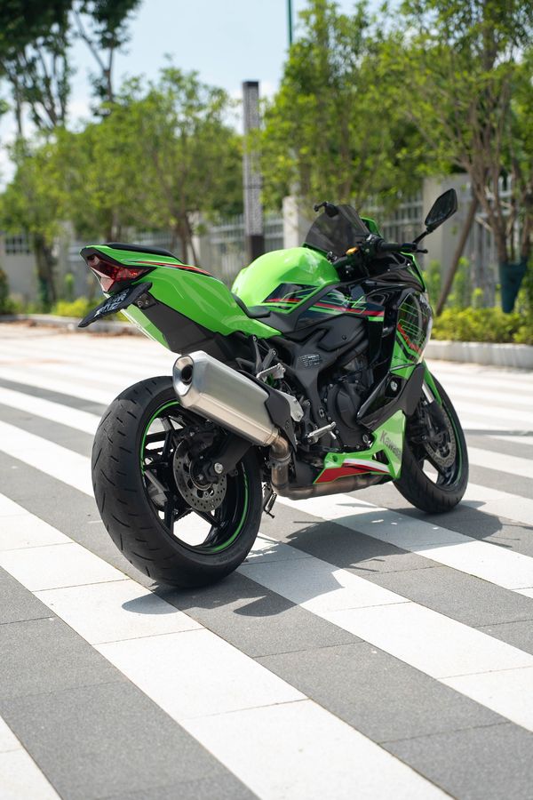 二手川崎ZX-4R