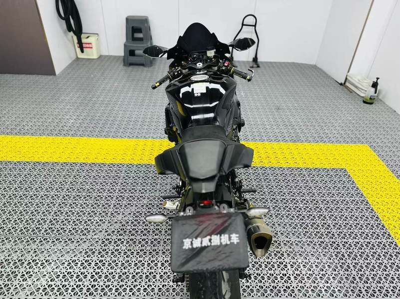 二手雅马哈YZF-R1