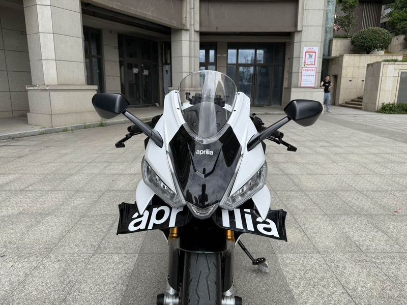 二手阿普利亚RS 660 