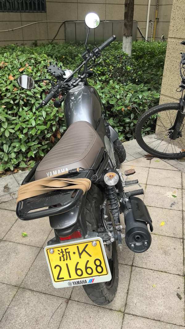 二手建设雅马哈GT150 Fazer