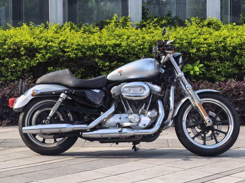 二手哈雷戴维森Iron883 硬汉