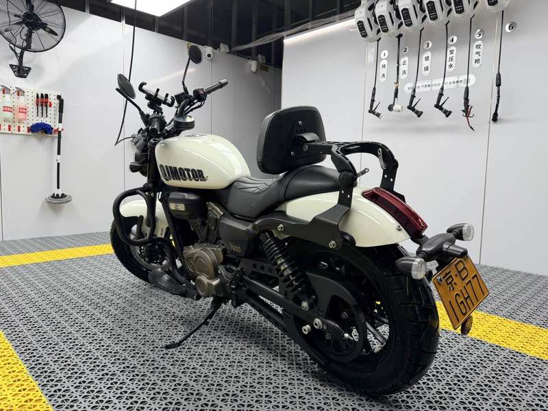 二手QJMOTOR闪300