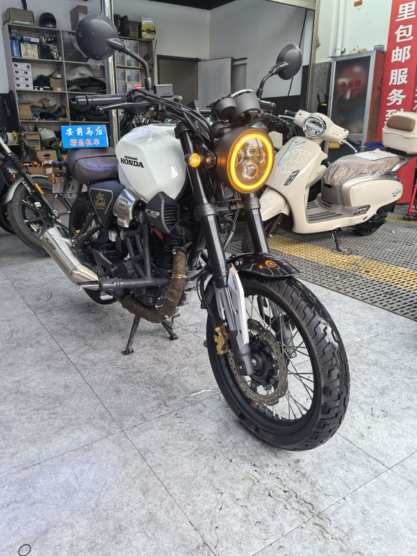 二手五羊本田鸷道 CB190SS
