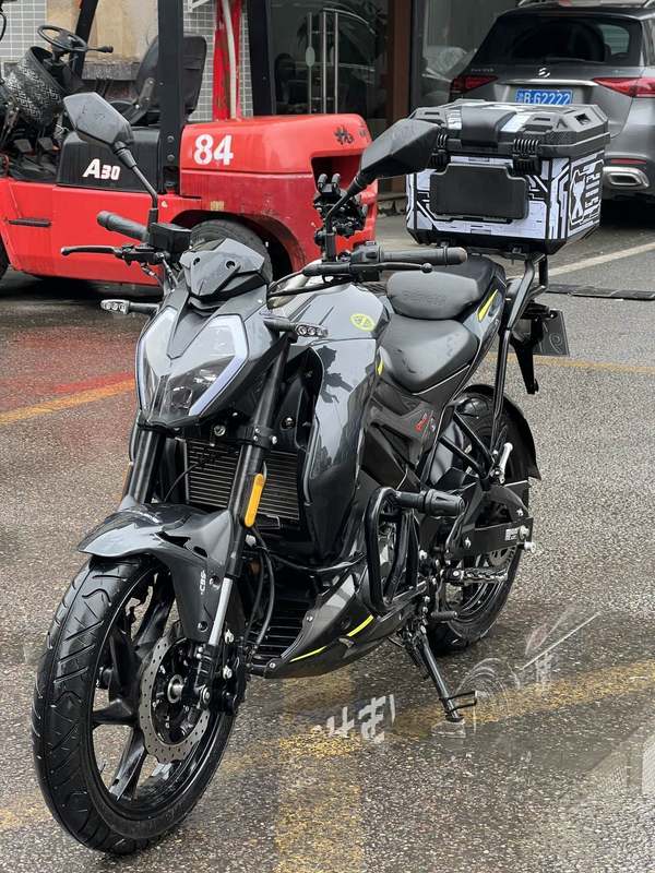 二手贝纳利小迅龙 BN150S
