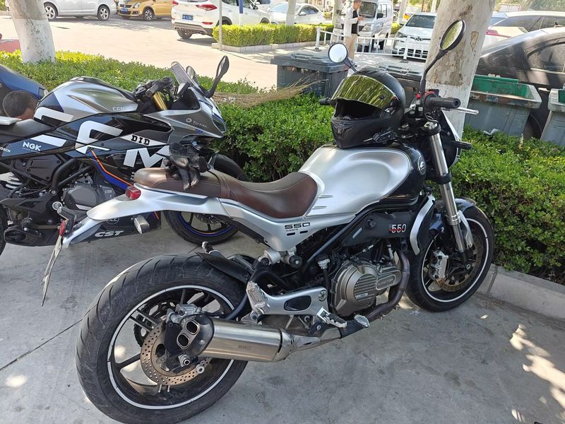 二手QJMOTOR逸550