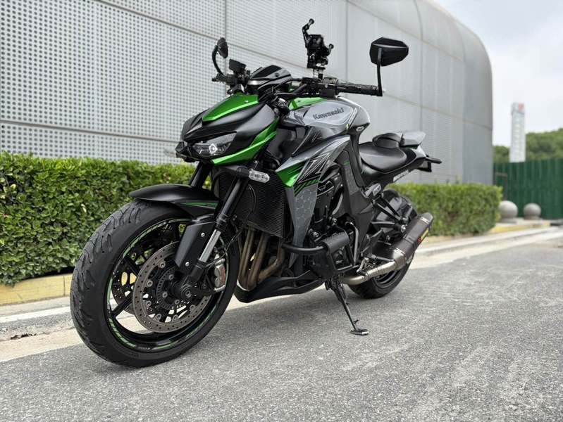 二手川崎Z 1000R