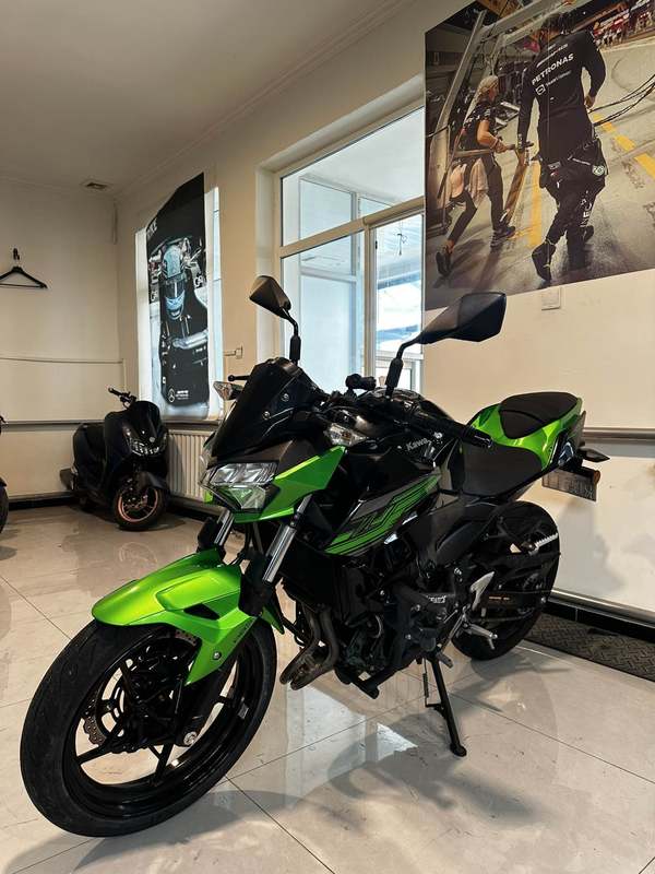 二手川崎Z400