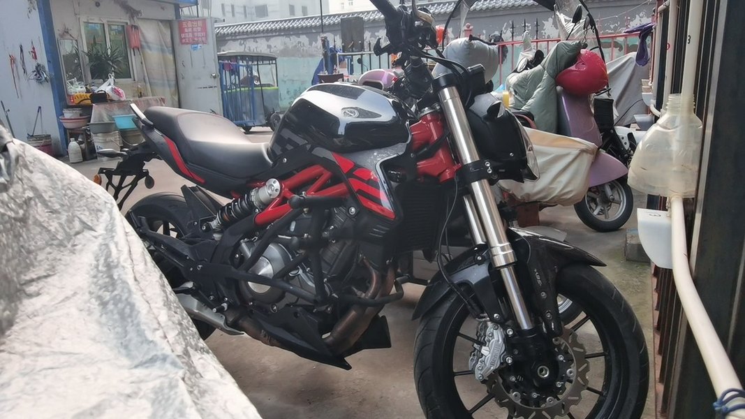 二手贝纳利蓝宝龙 BN302S