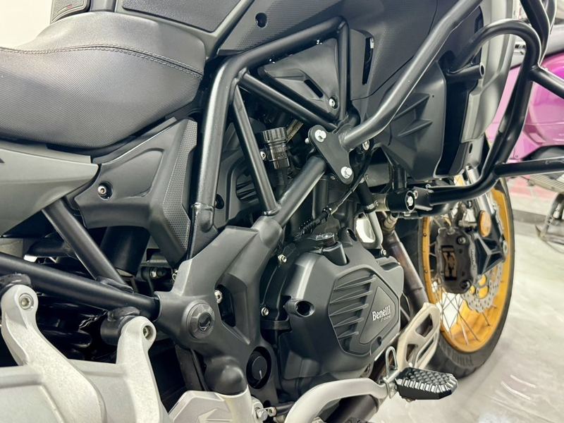 二手贝纳利金鹏 TRK502