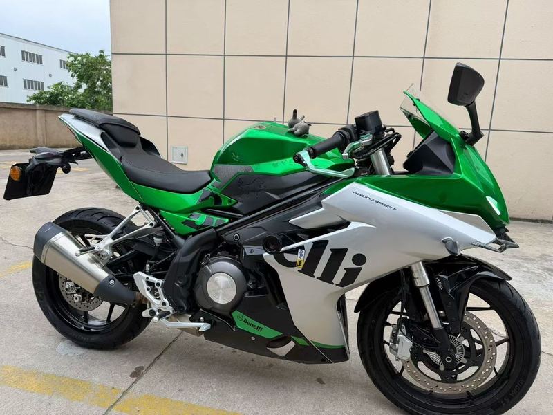 二手贝纳利龙卷风 Tornado 252R