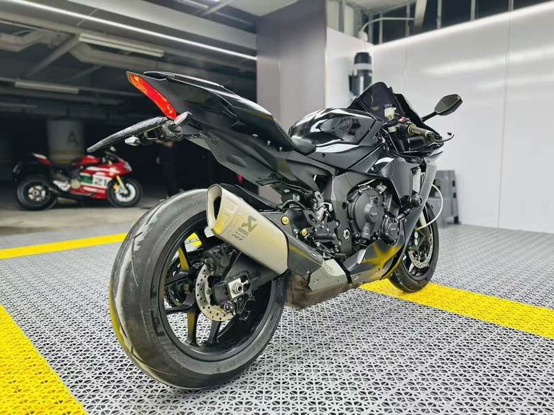 二手雅马哈YZF-R1