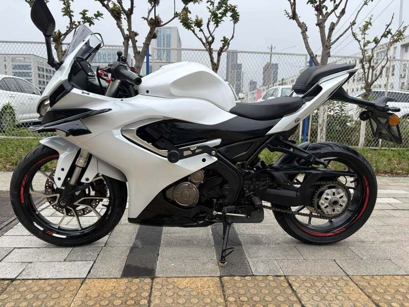 二手QJMOTOR赛250
