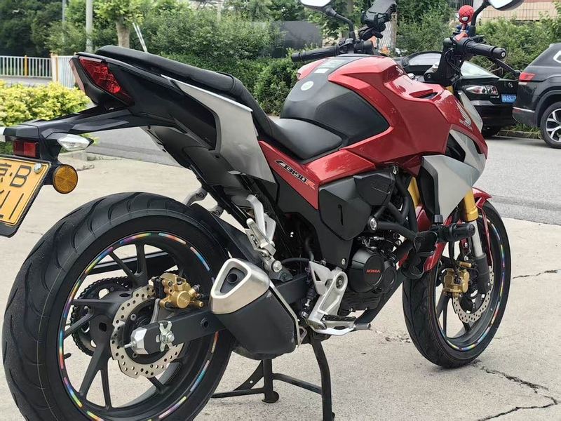 二手五羊本田CB190R 暴锋眼