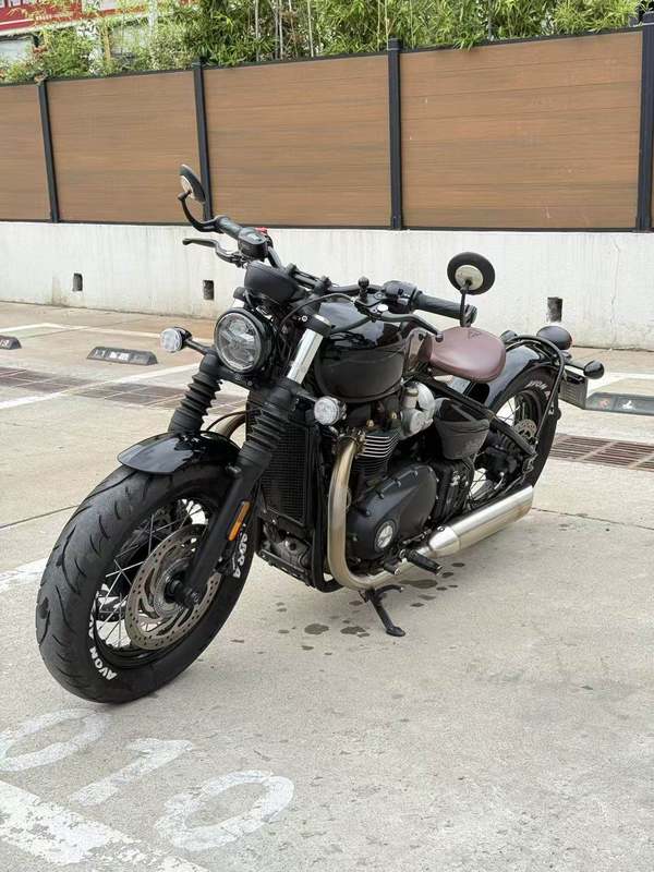 二手凯旋Bonneville Bobber