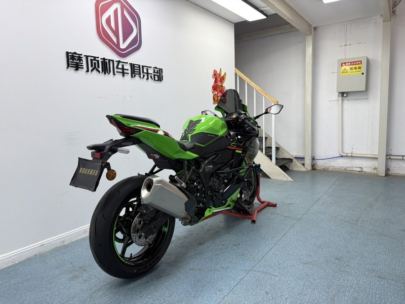 二手川崎ZX-4R