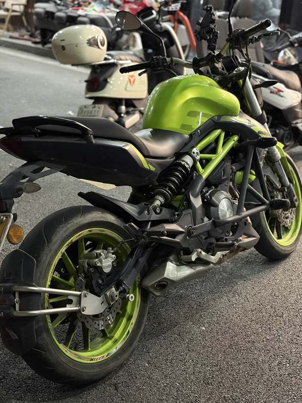 二手贝纳利蓝宝龙 BN302S