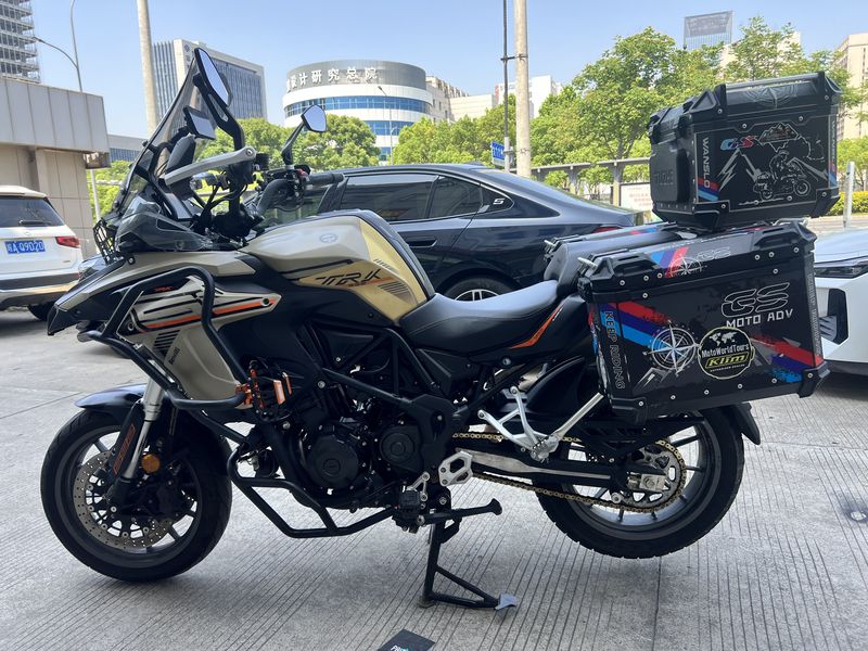 二手贝纳利TRK552
