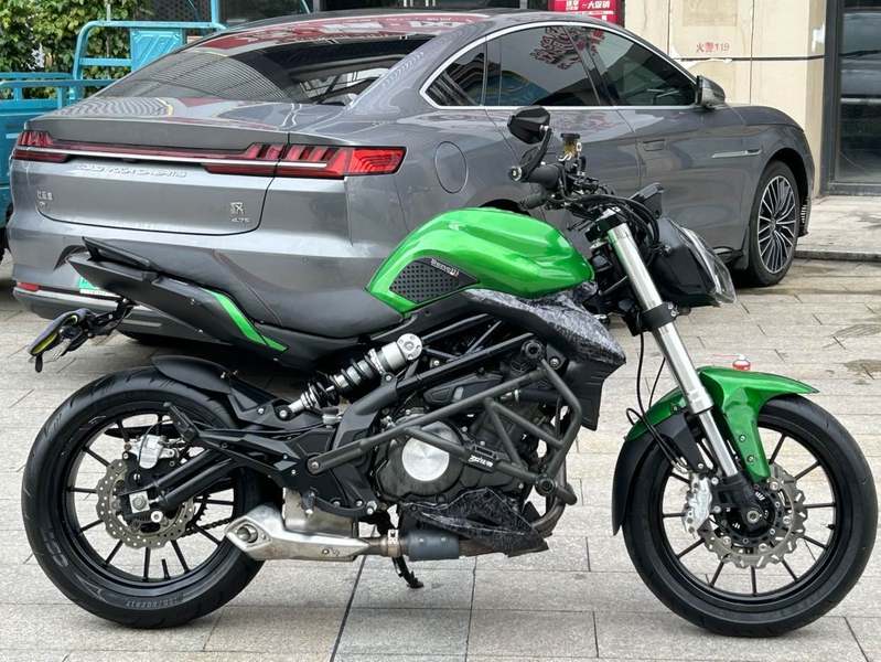 二手贝纳利蓝宝龙 BN302S